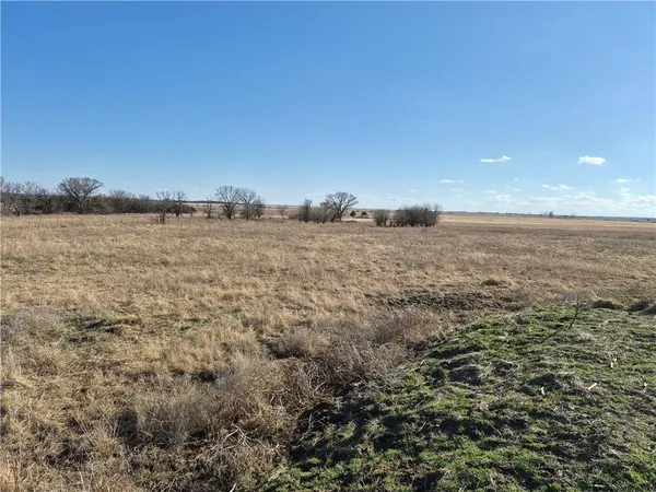 $160,000 | 25 Road Longton Ks 67352, Longton, KS 67352