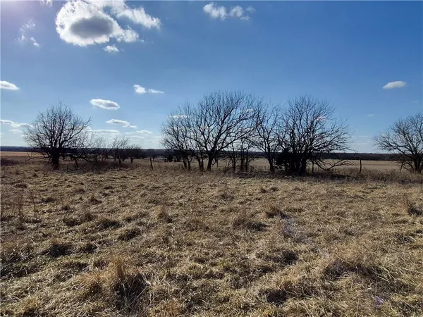 $160,000 | 25 Road Longton Ks 67352, Longton, KS 67352