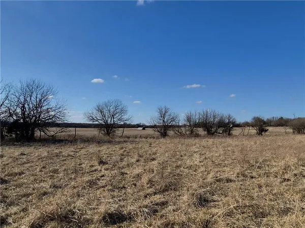 $160,000 | 25 Road Longton Ks 67352, Longton, KS 67352
