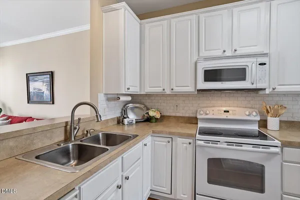 $300,000 | 5229 Moonview Court, Raleigh, NC 27606