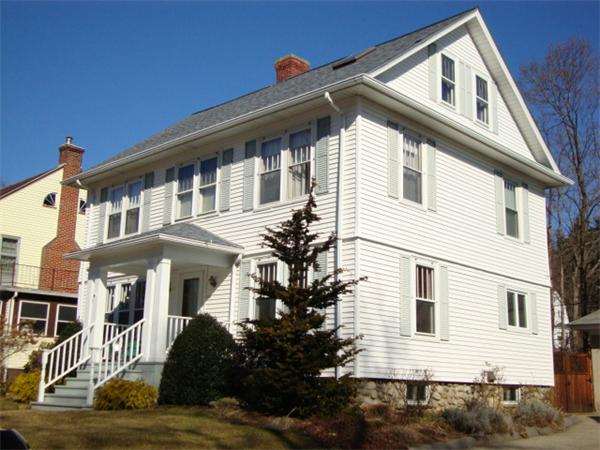 114 Coolidge Road Worcester, MA 01602 - Photo 1 of 23 Gallery Image 1