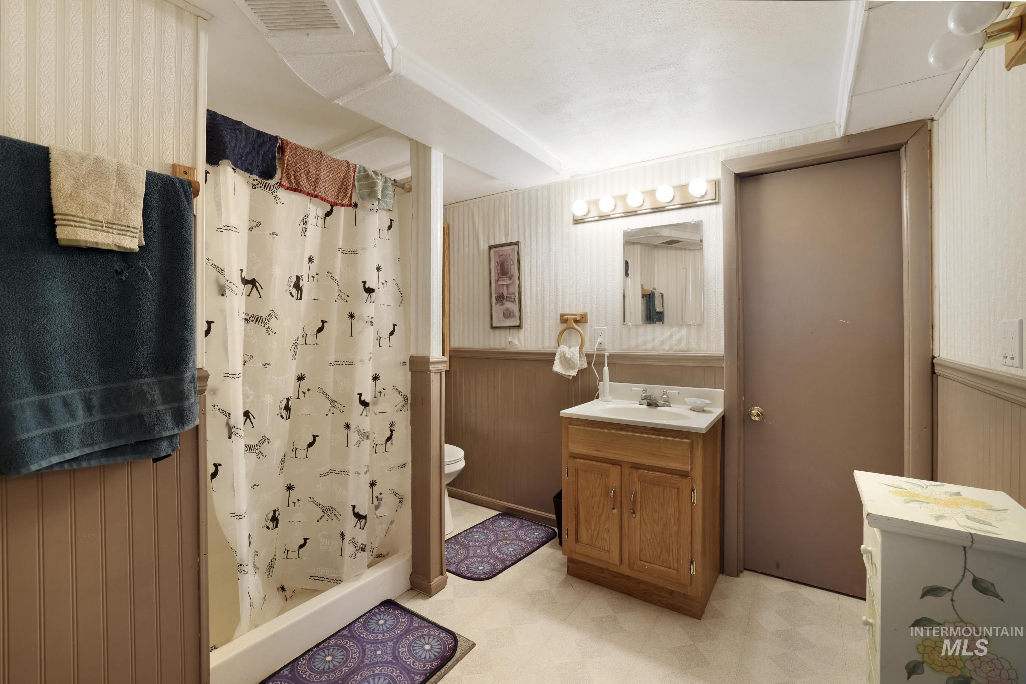 738 3rd Avenue East Gooding, ID 83330 - Photo 21 of 43