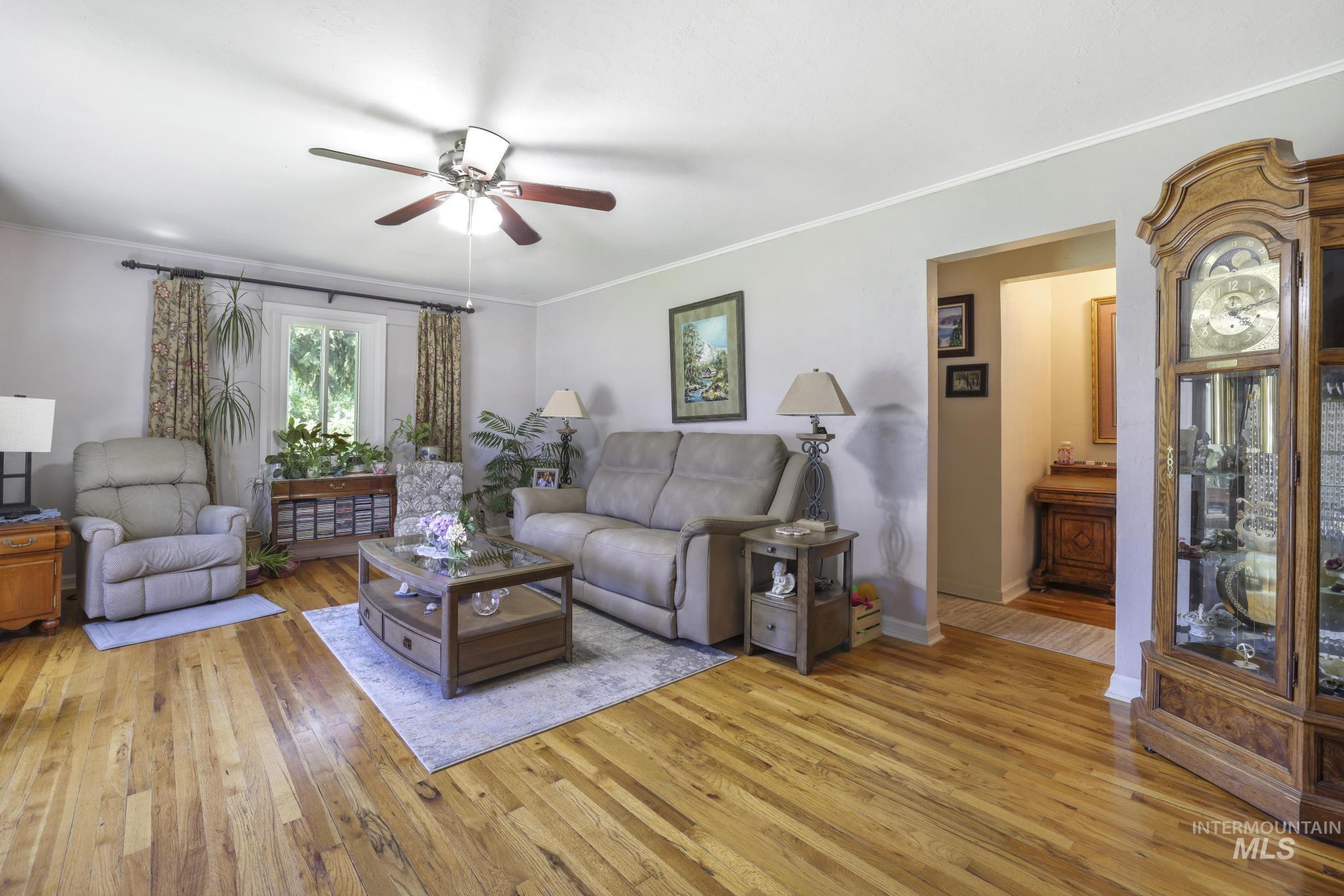 738 3rd Avenue East Gooding, ID 83330 - Photo 7 of 43