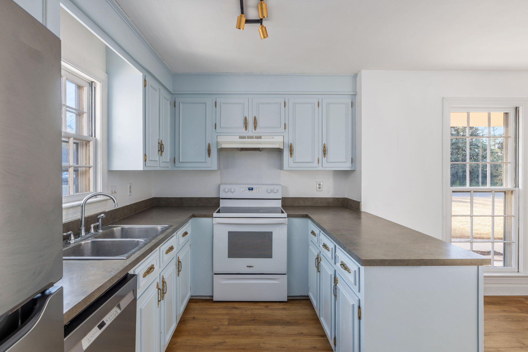 126 Marion Road Summerville, SC 29486 - Photo 11 of 33 10-web-or-mls-126 Marion Rd - Drew C Pho