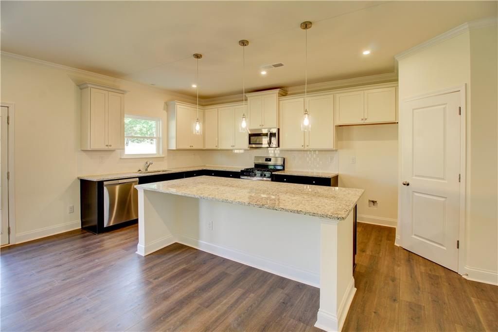 41 Woodland Road Covington, GA 30016 - Photo 13 of 37