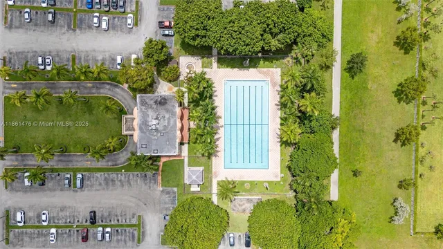 $373,500 | 9340 Fontainebleau Boulevard, Unit W505, Miami, FL 33172