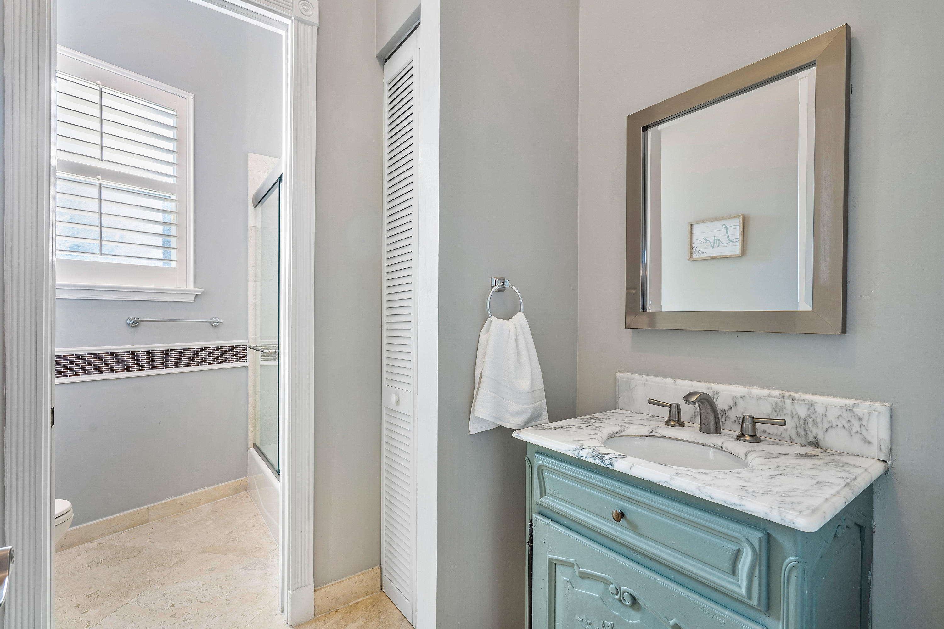 6582 Northwest 33rd Avenue Boca Raton, FL 33496 - Photo 24 of 42 full bath for Bed2/Office