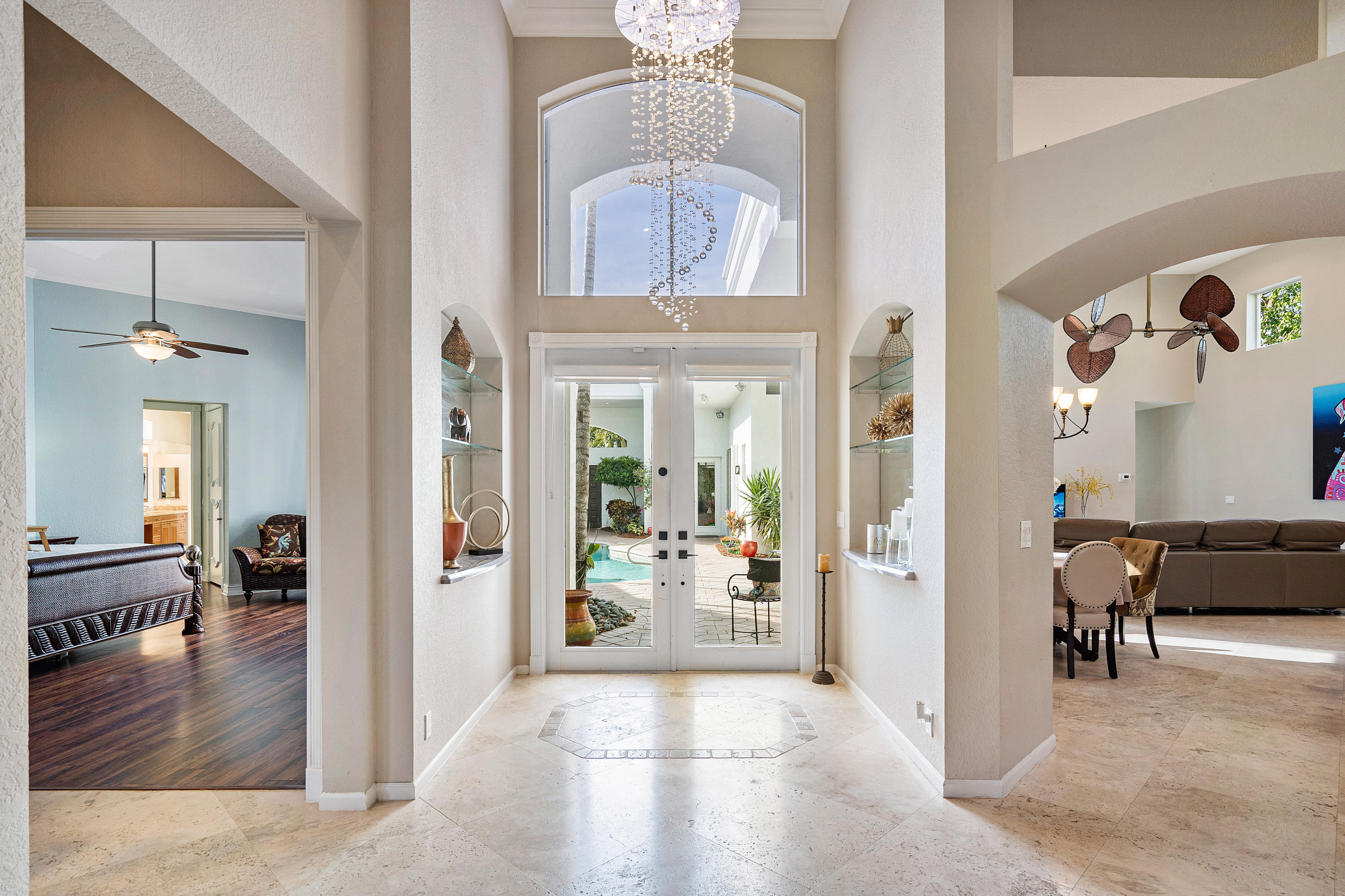 6582 Northwest 33rd Avenue Boca Raton, FL 33496 - Photo 4 of 42 Entrance/ Foyer