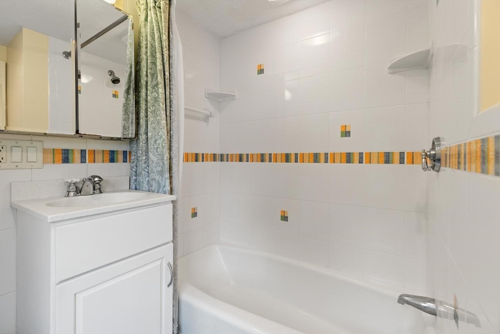 69 Meriam Street Wakefield, MA 01880 - Photo 26 of 38