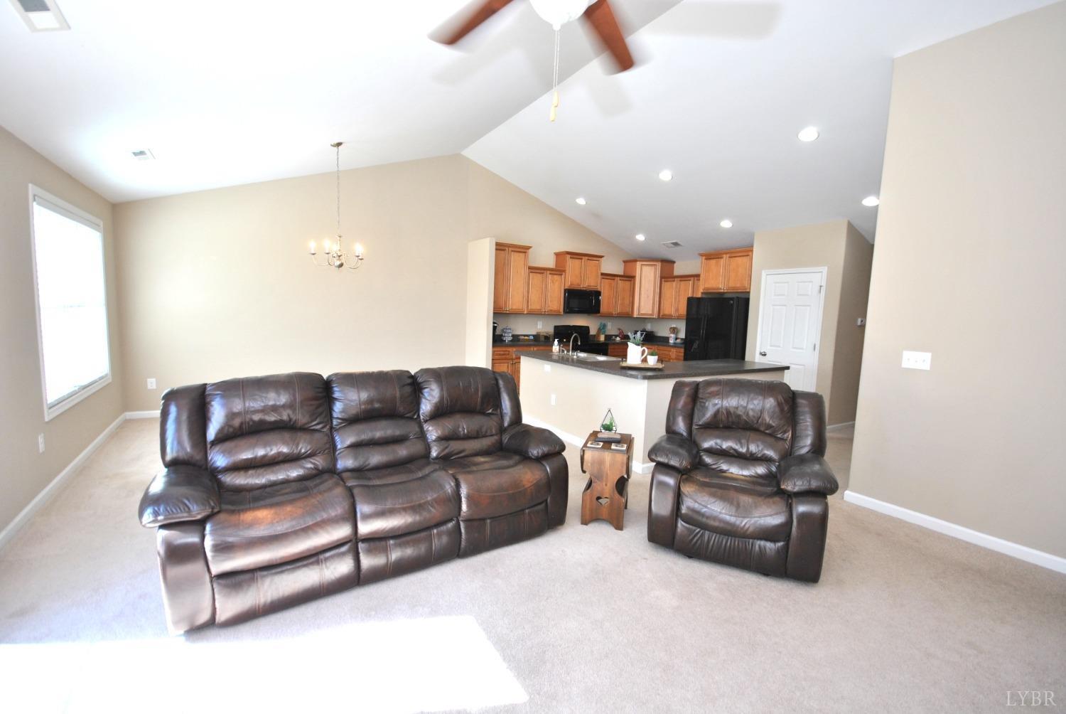 2430 River Road Madison Heights, VA 24572 - Photo 6 of 37 Gallery Image 6
