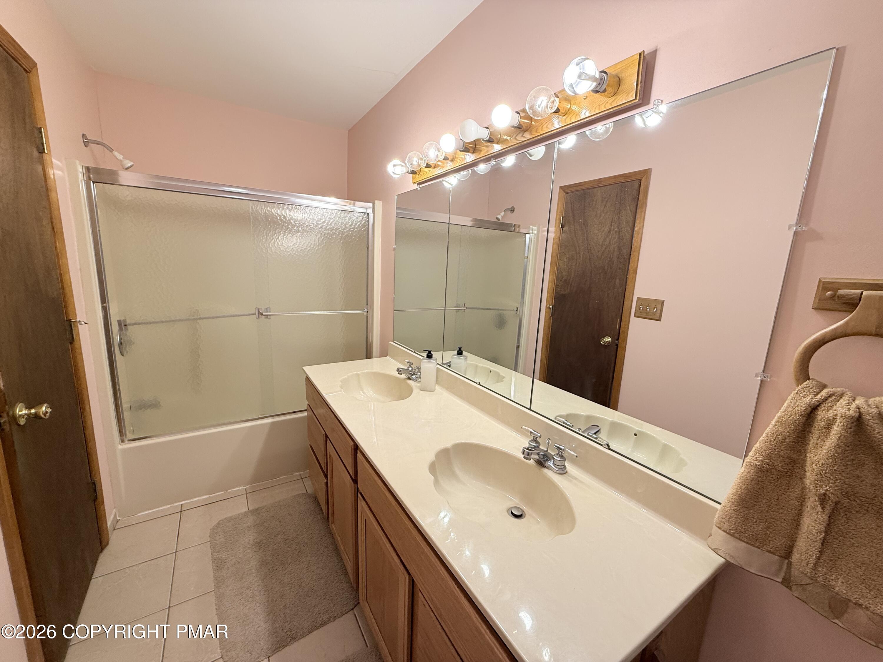 98 Bender Road Gouldsboro, PA 18424 - Photo 16 of 27 IMG_1859