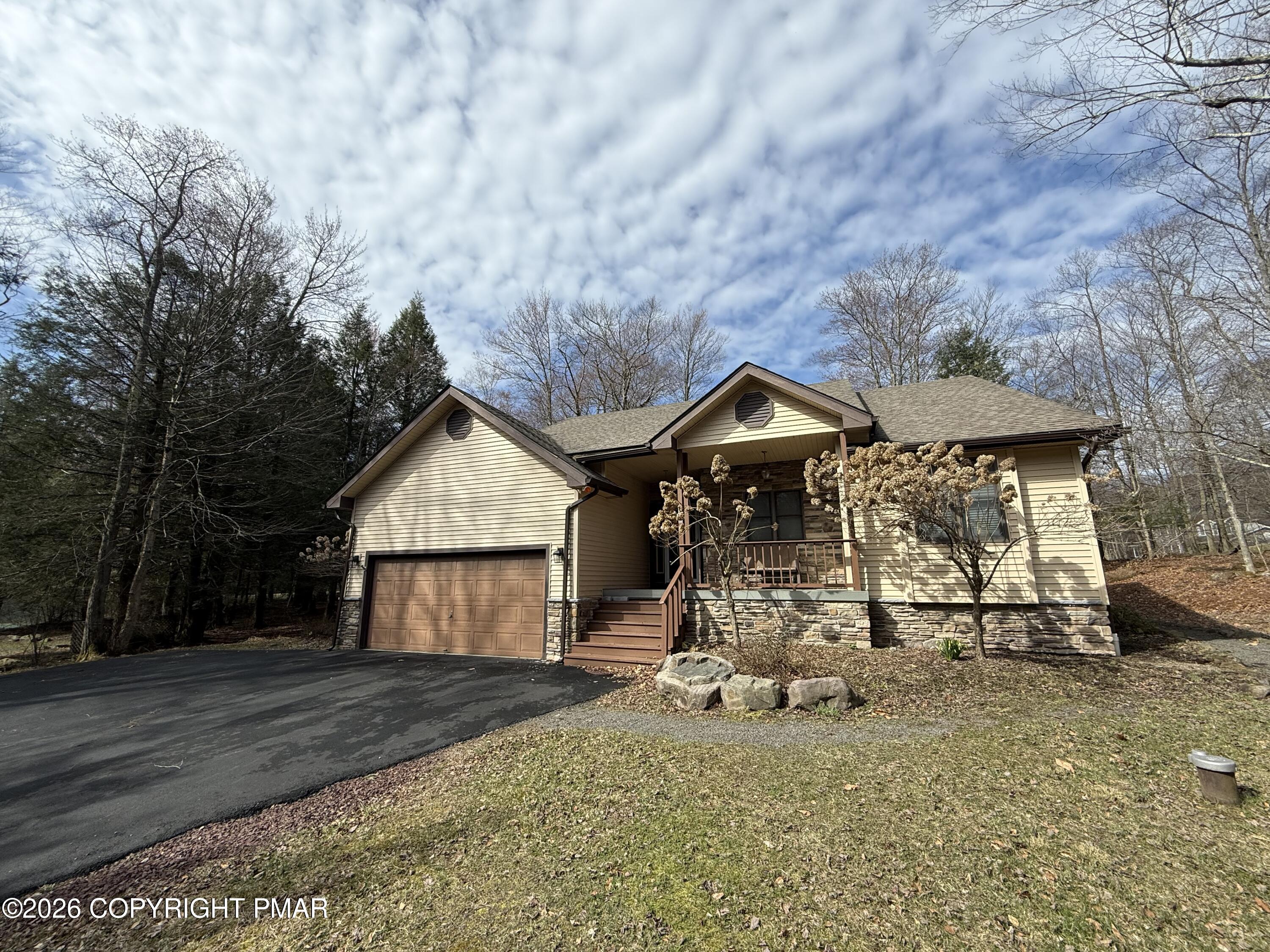 98 Bender Road Gouldsboro, PA 18424 - Photo 2 of 27 98BenderFront3