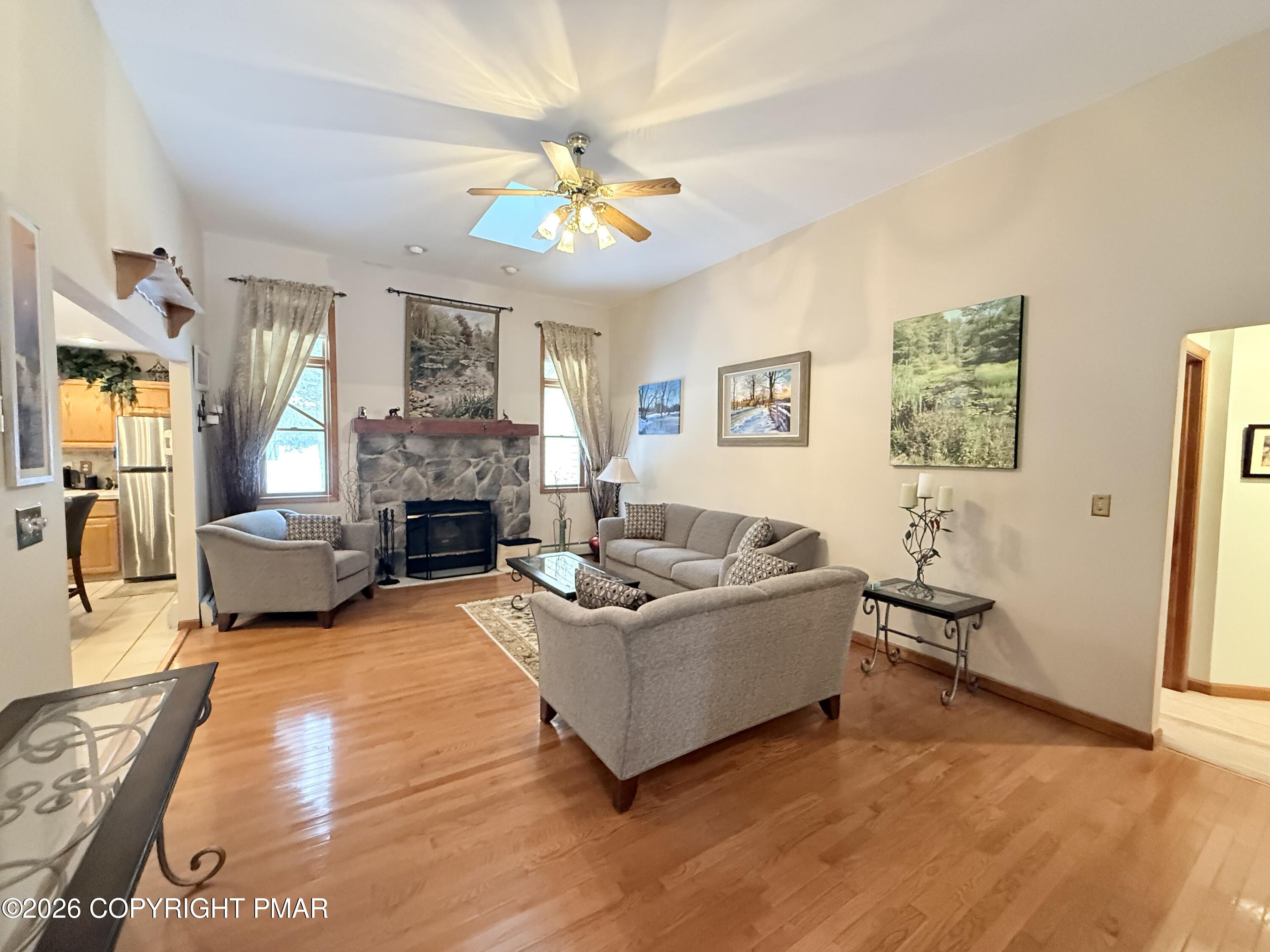 98 Bender Road Gouldsboro, PA 18424 - Photo 4 of 27 IMG_1851