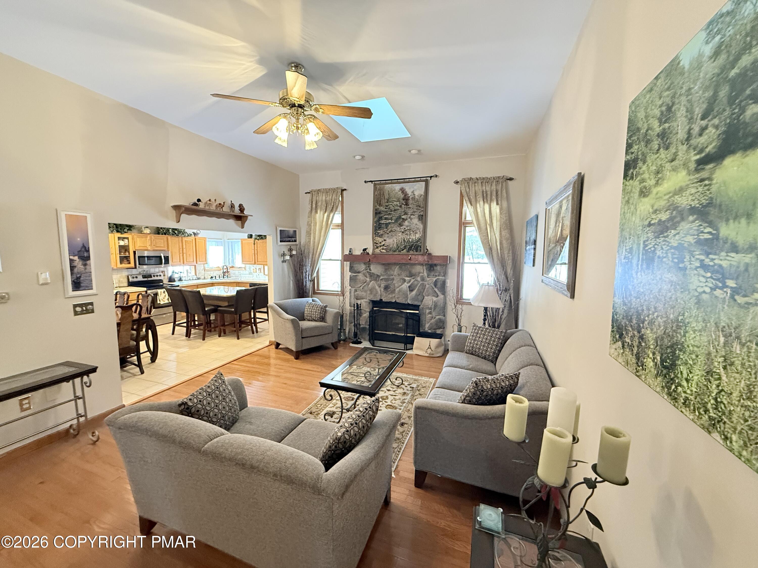 98 Bender Road Gouldsboro, PA 18424 - Photo 5 of 27 IMG_1854