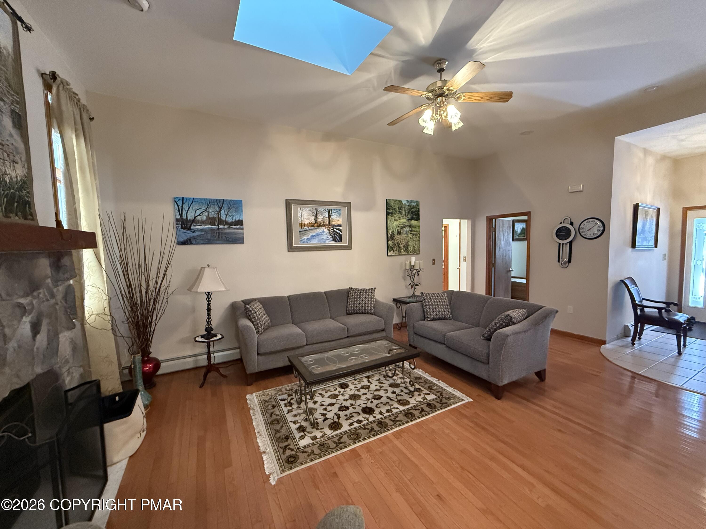 98 Bender Road Gouldsboro, PA 18424 - Photo 6 of 27 IMG_1891