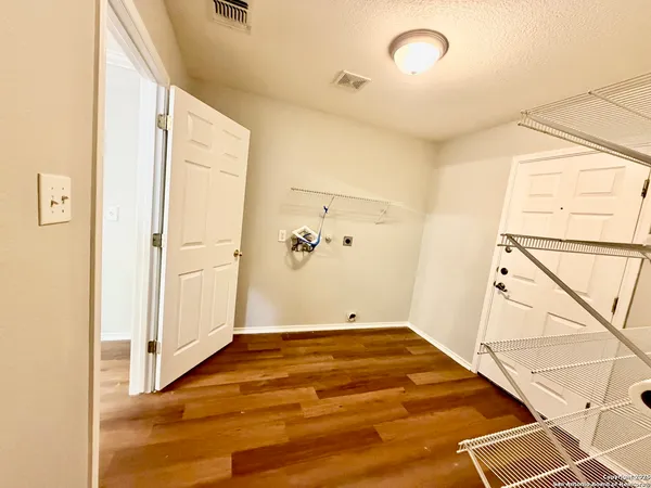 $1,850 | 13107 Camino Carlos, San Antonio, TX 78233