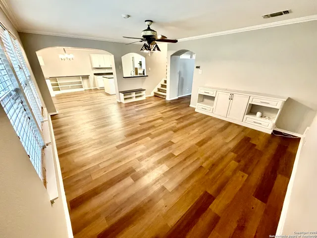 a view of an entryway