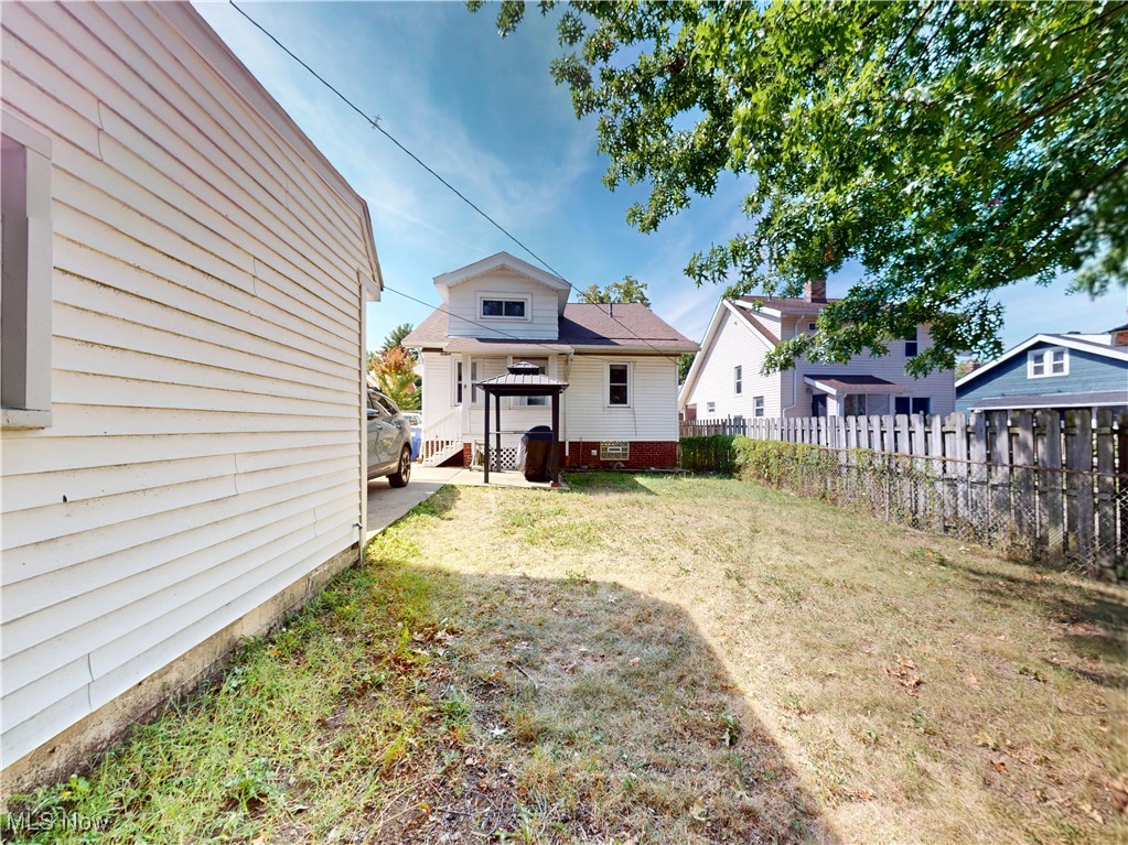 3585 Warren Road Cleveland, OH 44111 - Photo 39 of 45 Gallery Image 39