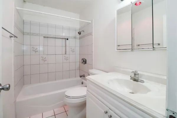 $1,900 | 5700 Baltimore Drive, Unit 187, La Mesa, CA 91942