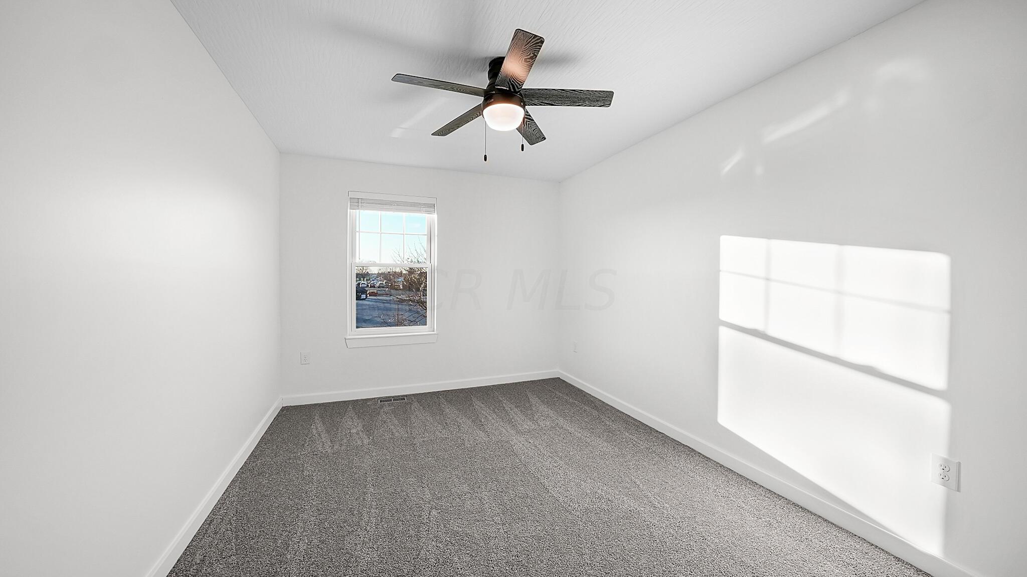 118 Inah Avenue Columbus, OH 43228 - Photo 21 of 39 DSC09595 2