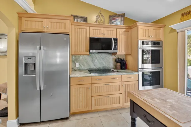 $5,250 | 190 Temple Avenue, Boynton Beach, FL 33436