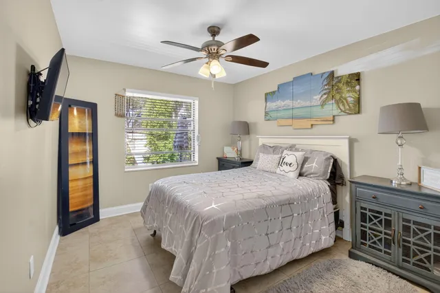 $5,250 | 190 Temple Avenue, Boynton Beach, FL 33436