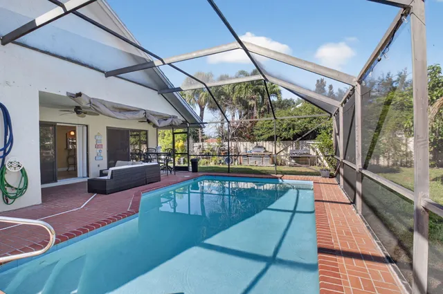 $5,250 | 190 Temple Avenue, Boynton Beach, FL 33436