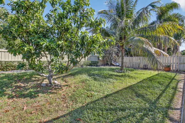 $5,250 | 190 Temple Avenue, Boynton Beach, FL 33436