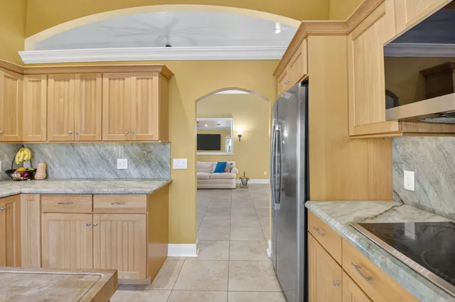 $5,250 | 190 Temple Avenue, Boynton Beach, FL 33436