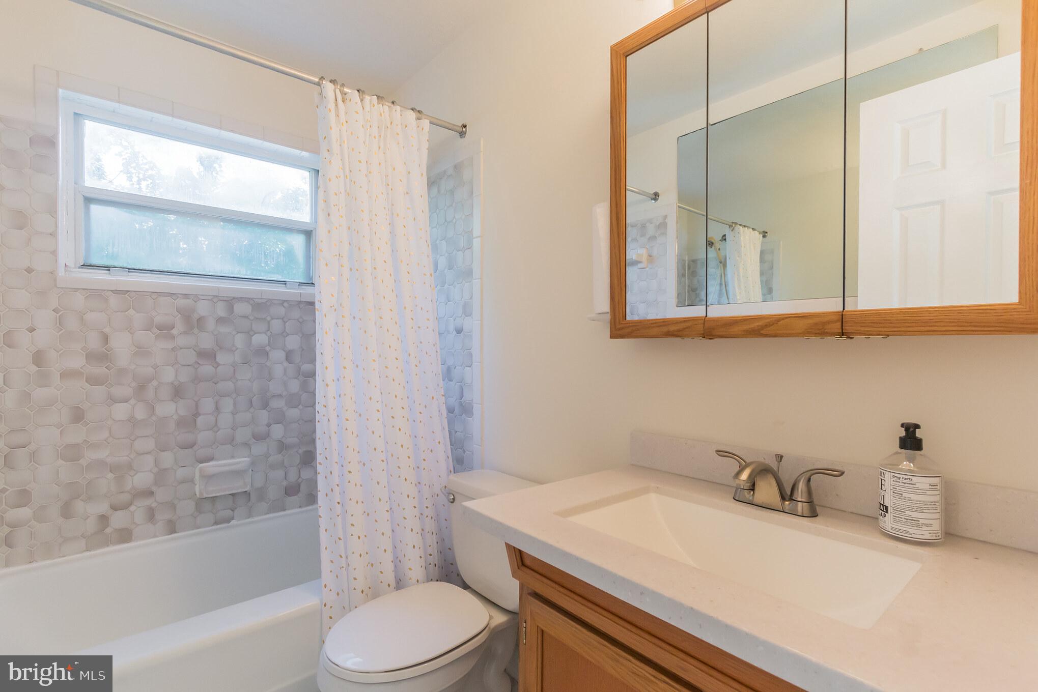 36 South Hudson Street Alexandria, VA 22304 - Photo 21 of 30