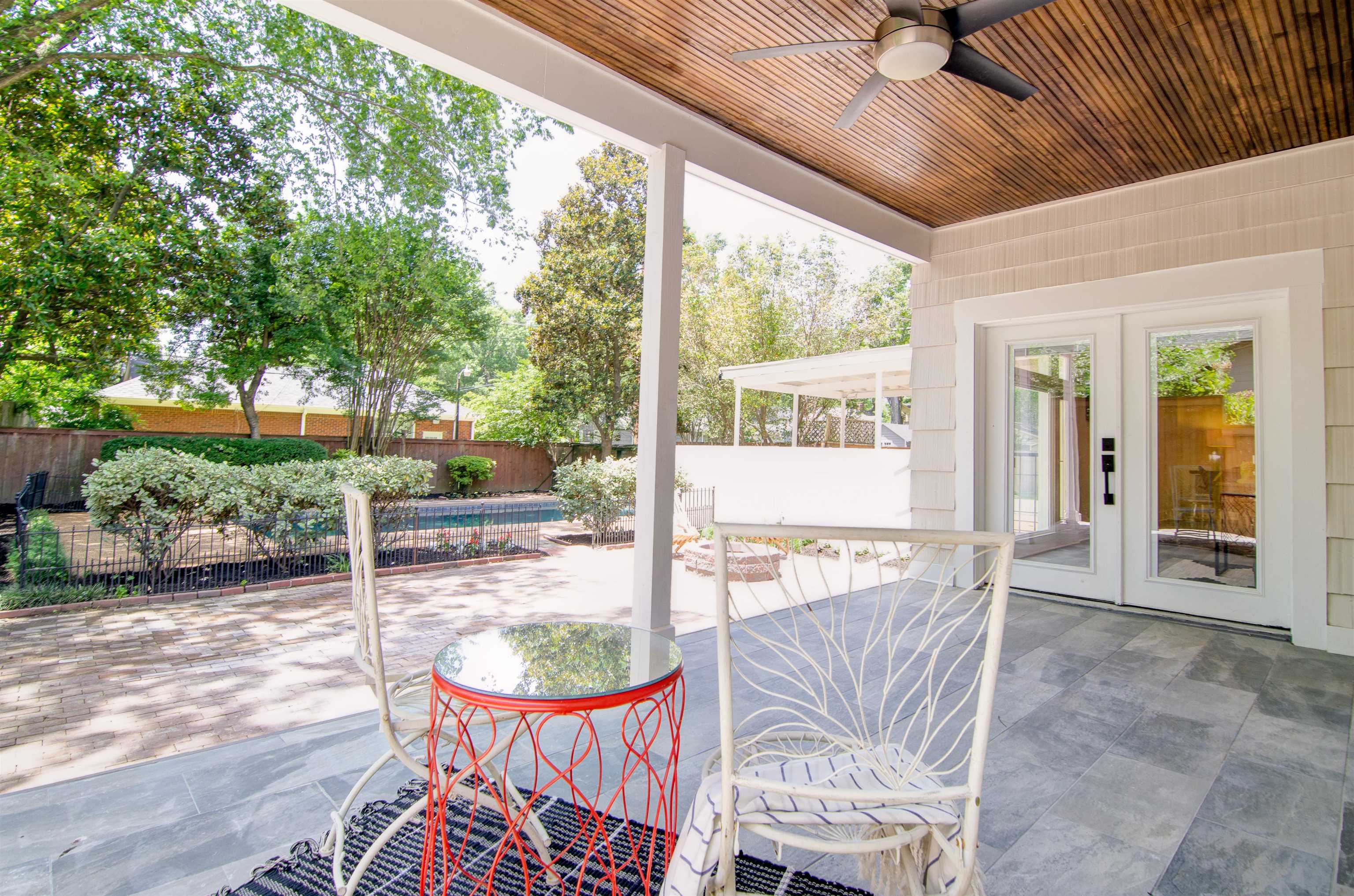 185 Alexander Street Memphis, TN 38111 - Photo 22 of 25 a outdoor space with furniture