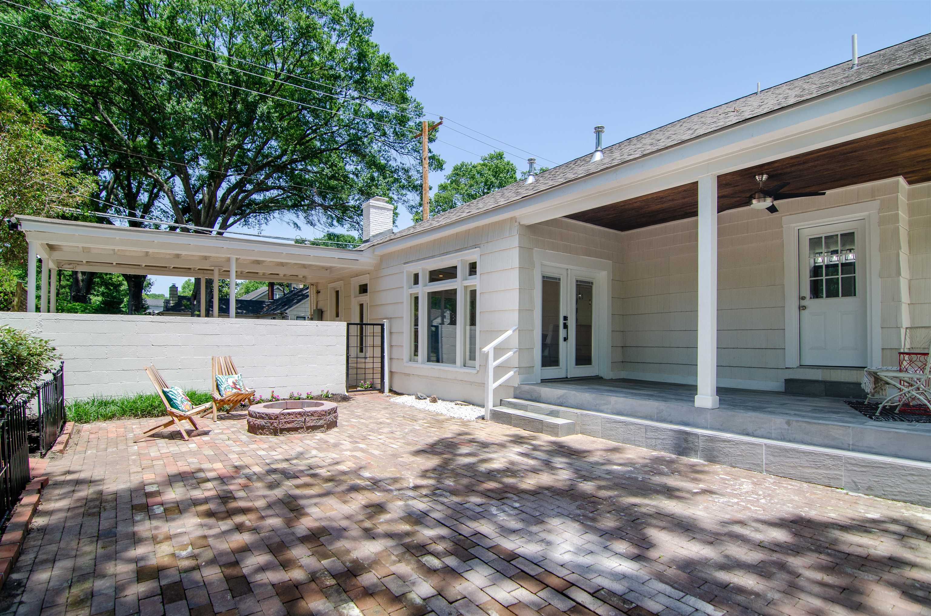 185 Alexander Street Memphis, TN 38111 - Photo 23 of 25 a view of a house with backyard and sitting area