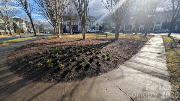 $2,750 | 20017 Metaphor Mews, Davidson, NC 28036