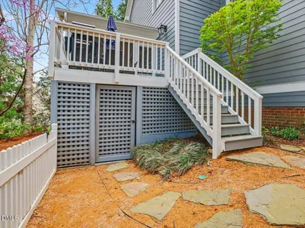 $1,025,000 | 205 Park Bluff Drive, Chapel Hill, NC 27517