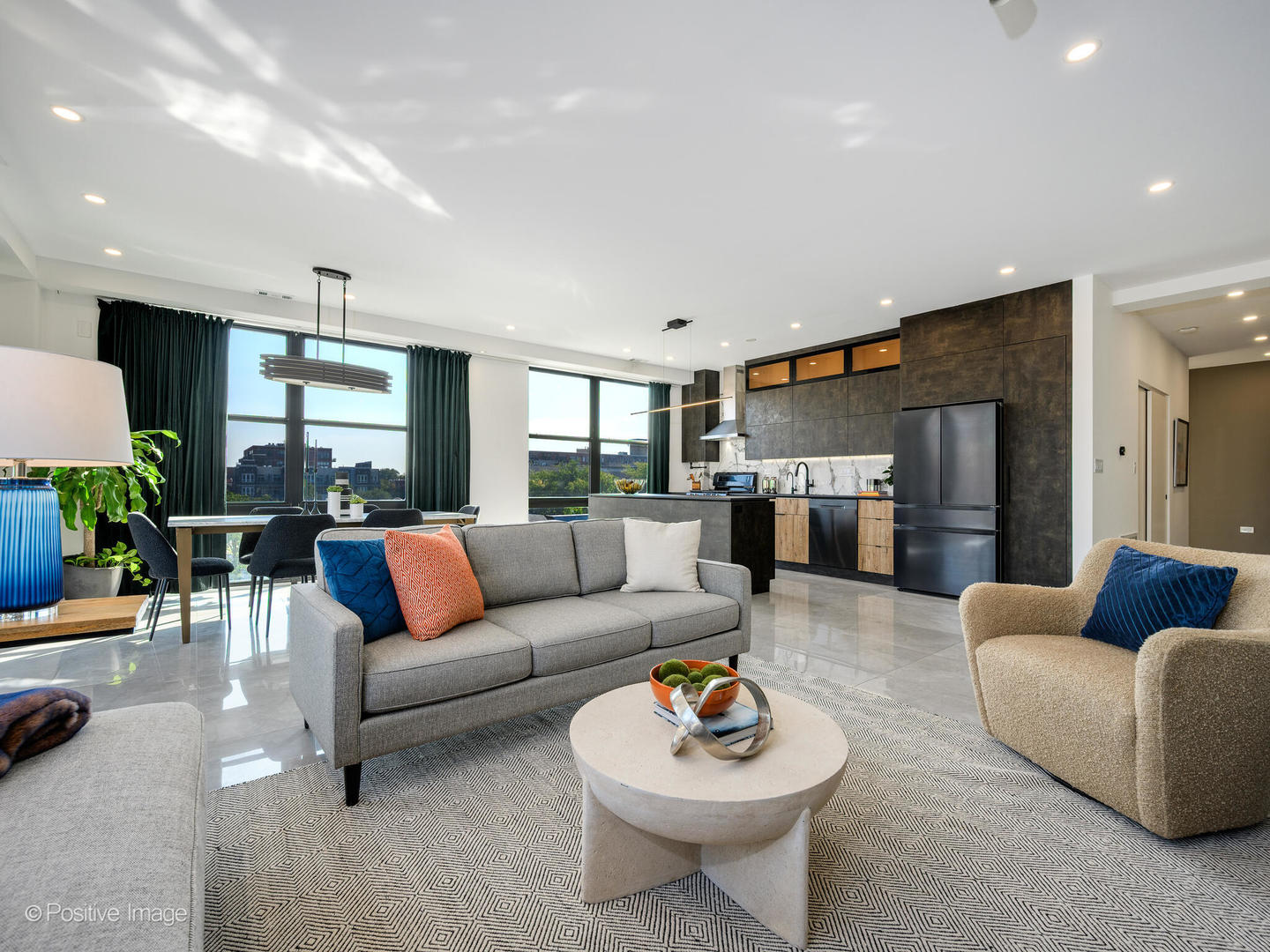 1260 West Washington Boulevard, Unit 404 Chicago, IL 60607 - Photo 4 of 26 a living room with furniture and a wooden floor