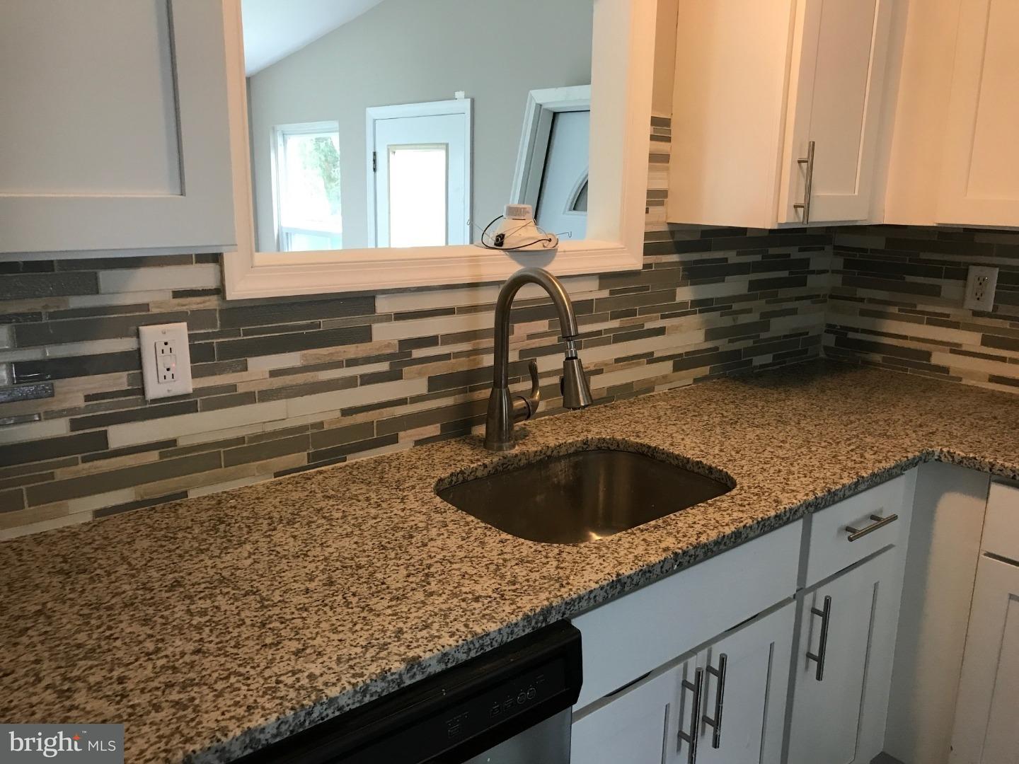 7 Oaklanding Road Lumberton, NJ 08048 - Photo 3 of 16 Gallery Image 3