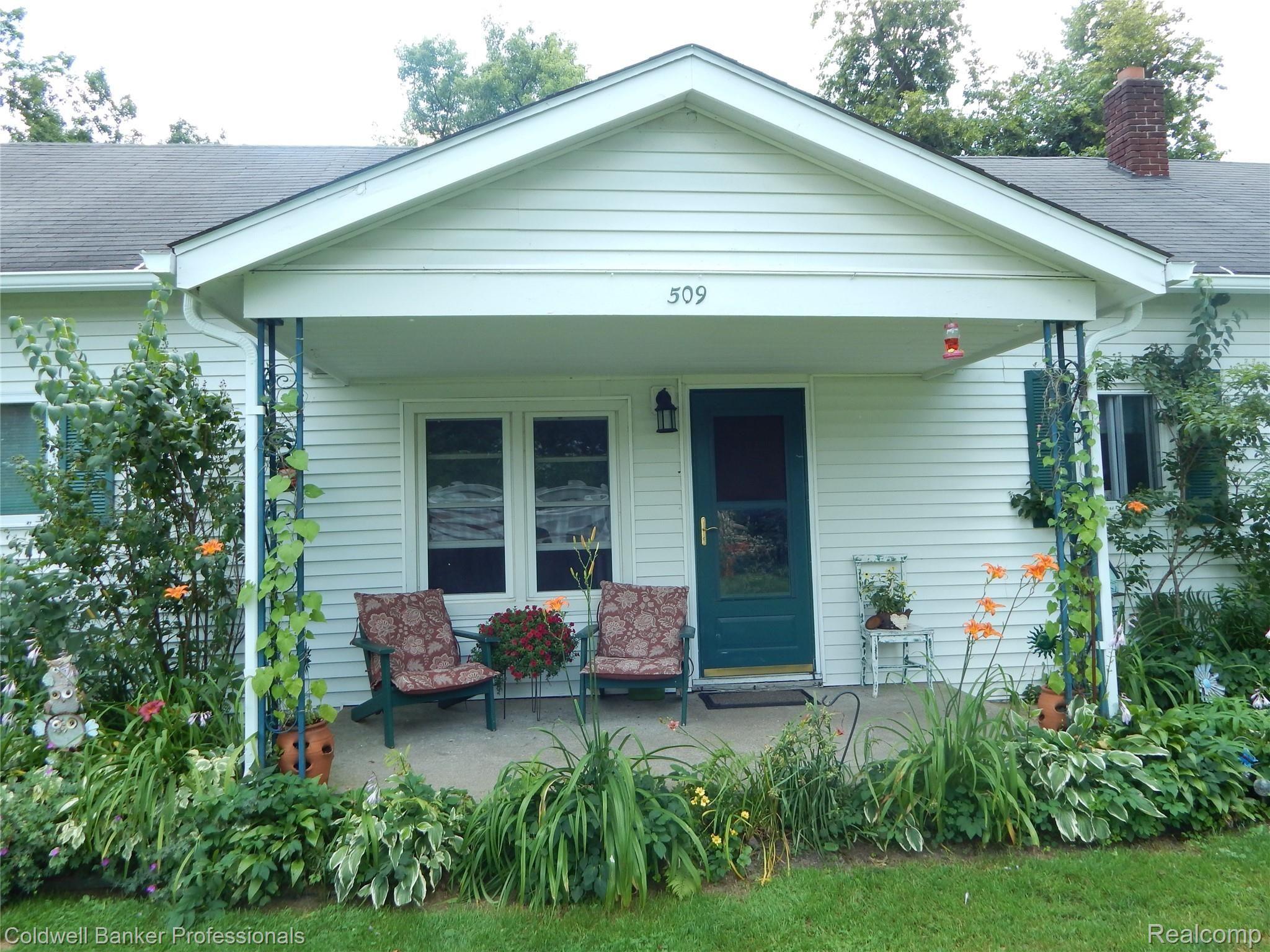 509 West Coulter Road Lapeer, MI 48446 - Photo 10 of 55 f33.JPG