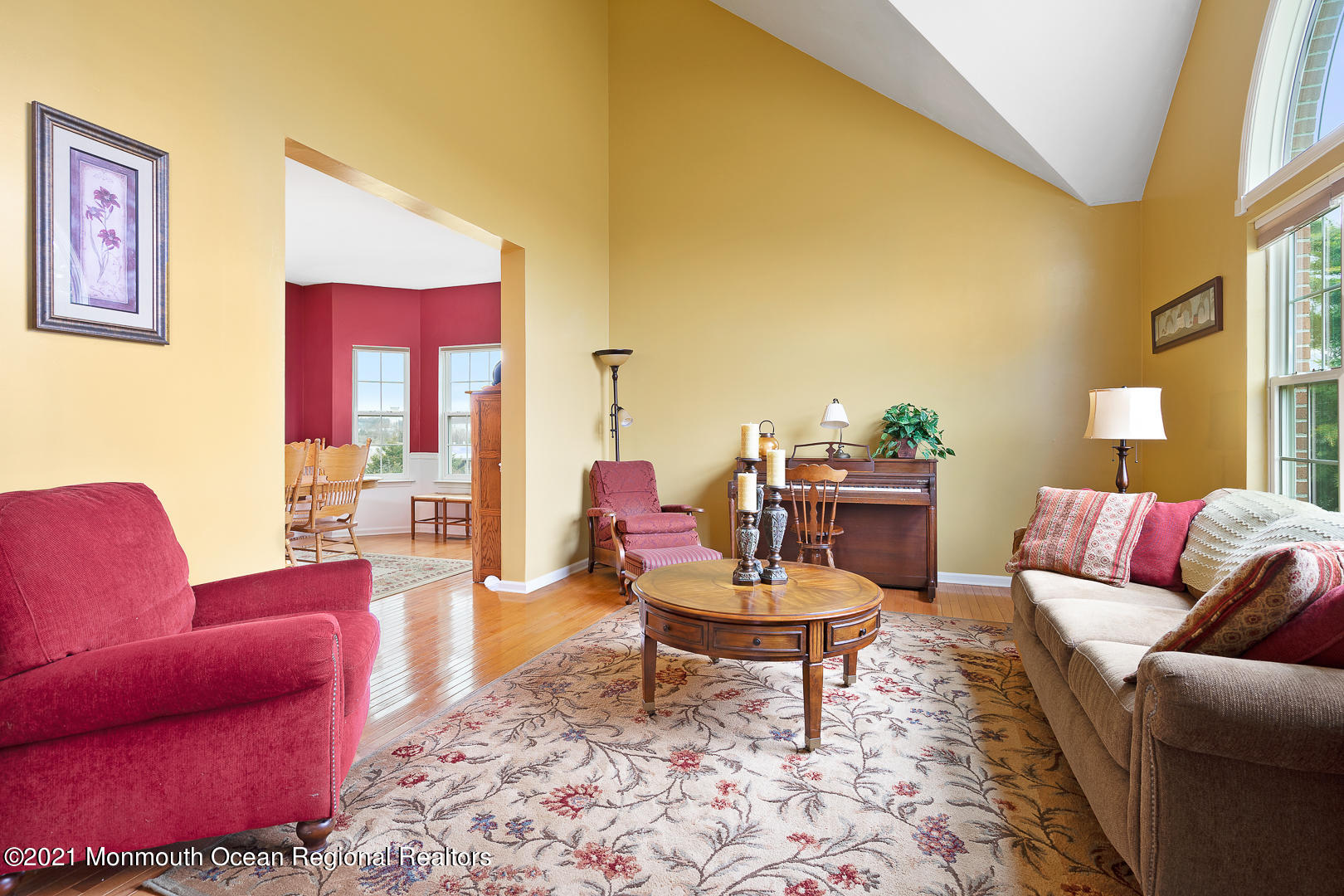 4 Cooper Court Cream Ridge, NJ 08514 - Photo 4 of 31 204