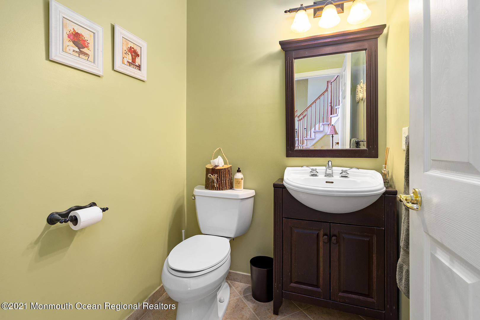 4 Cooper Court Cream Ridge, NJ 08514 - Photo 8 of 31 208