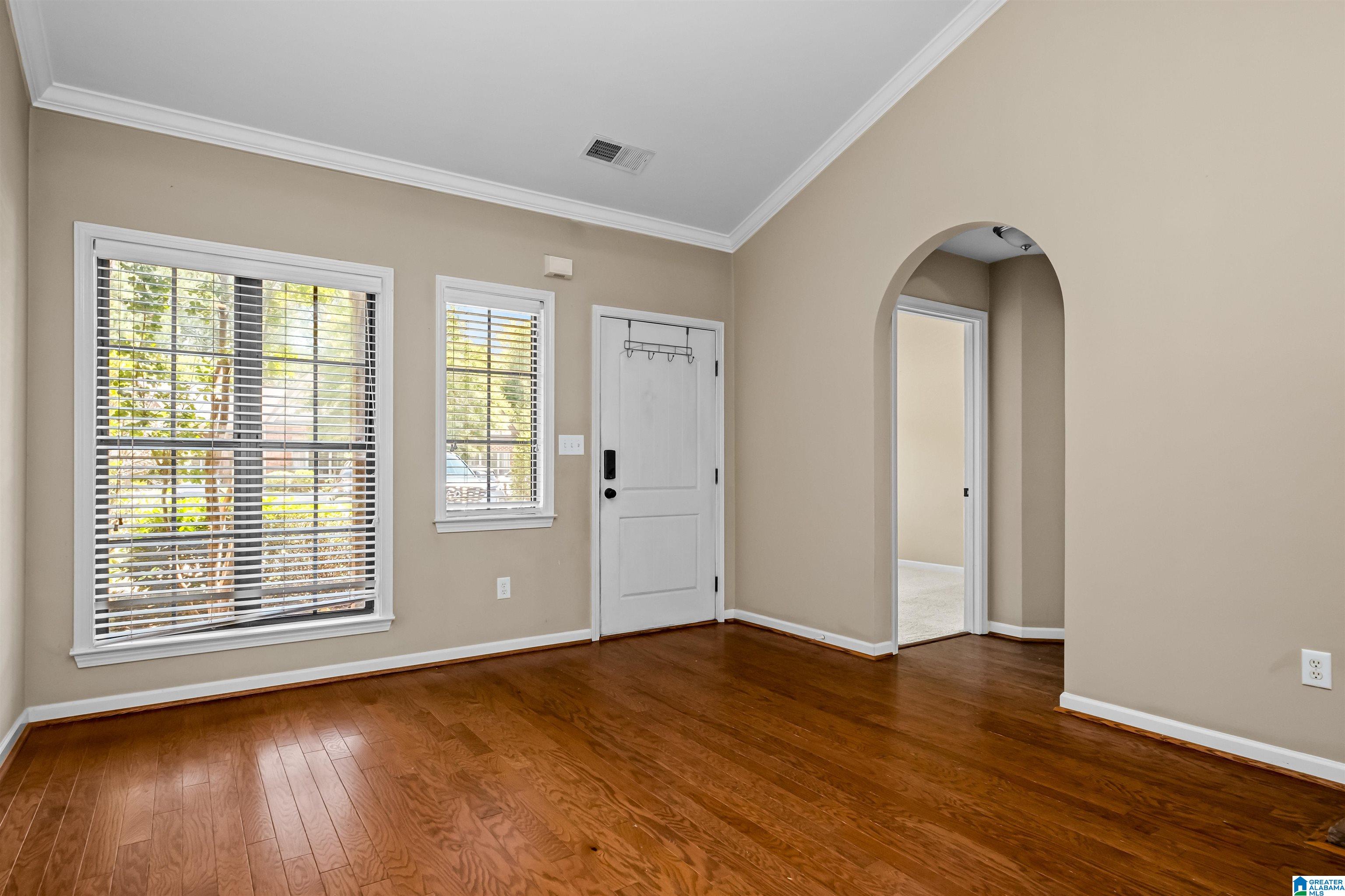 2533 Ridgemont Drive Birmingham, AL 35244 - Photo 4 of 32 Gallery Image 4