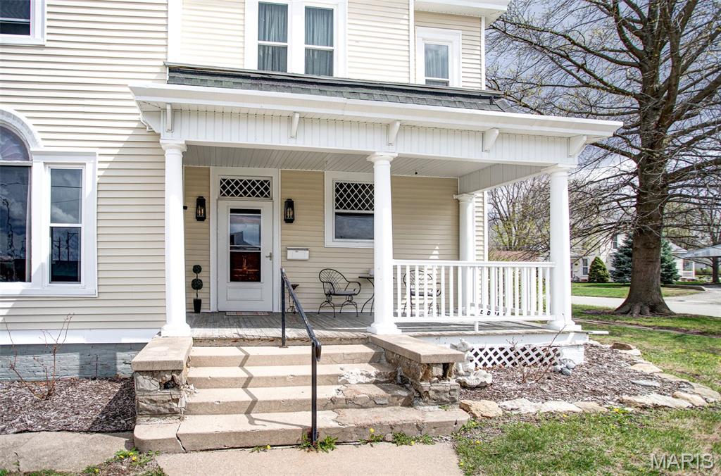 130 South Monroe Street Pittsfield, IL 62363 - Photo 2 of 69