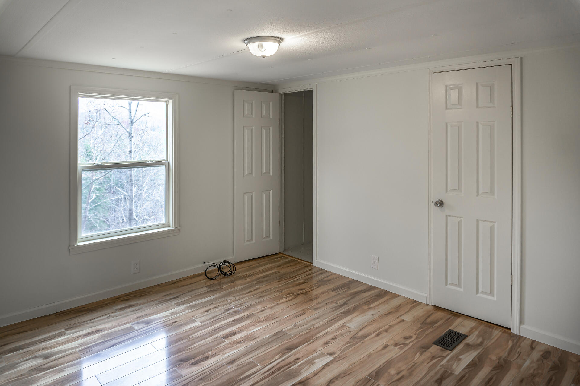 2245 Middle Creek Road Afton, TN 37616 - Photo 23 of 48 2245MiddleCkA__019