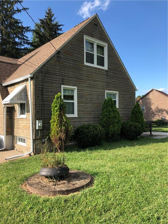 1762 Arona Road Irwin, PA 15642 - Photo 2 of 24 Gallery Image 2