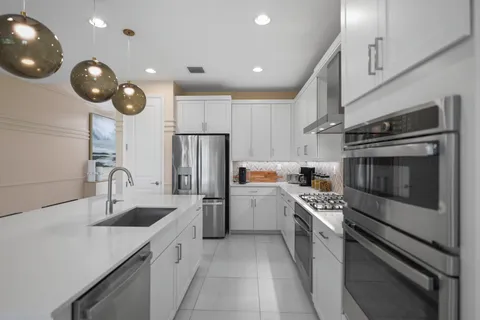 $700,000 | 19545 Broad Shore Walk, Loxahatchee, FL 33470