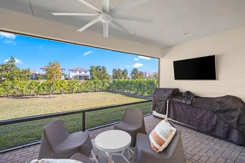 $700,000 | 19545 Broad Shore Walk, Loxahatchee, FL 33470