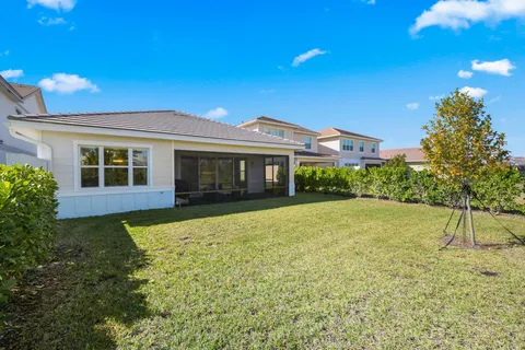 $700,000 | 19545 Broad Shore Walk, Loxahatchee, FL 33470
