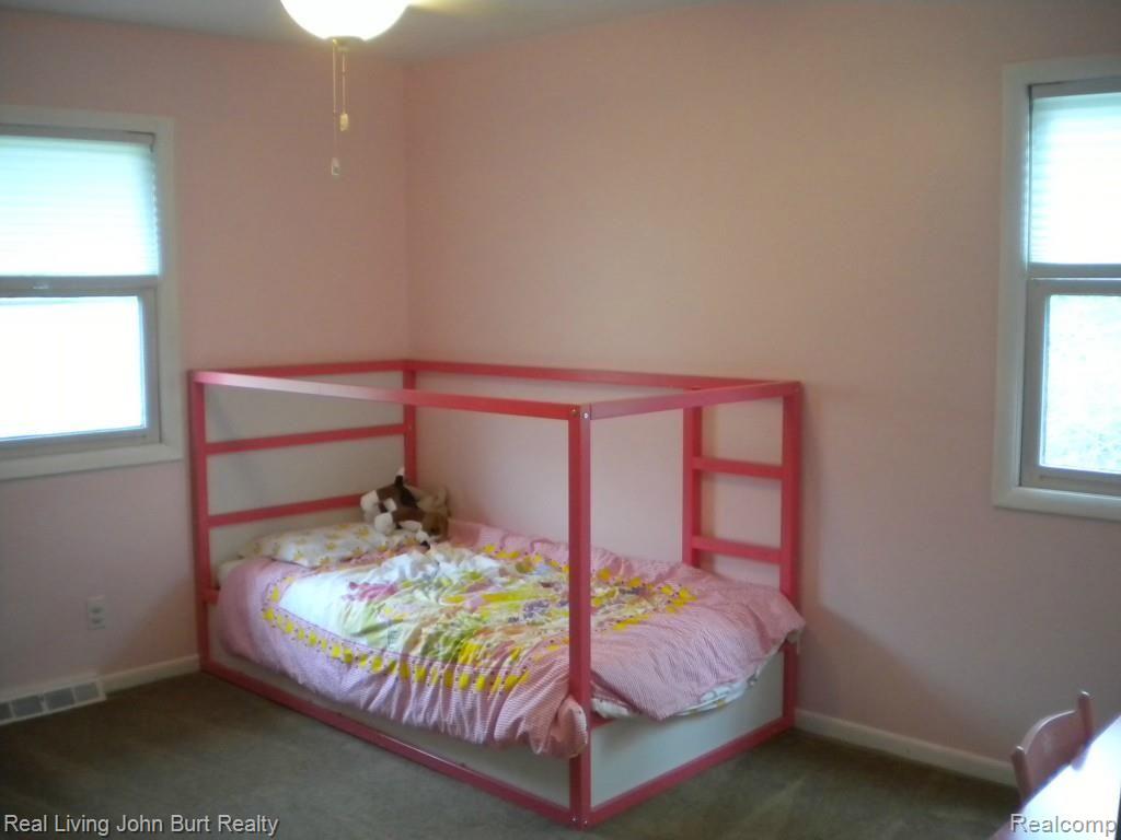8155 Reese Road Clarkston, MI 48348 - Photo 16 of 24 2014-05-10 12.20