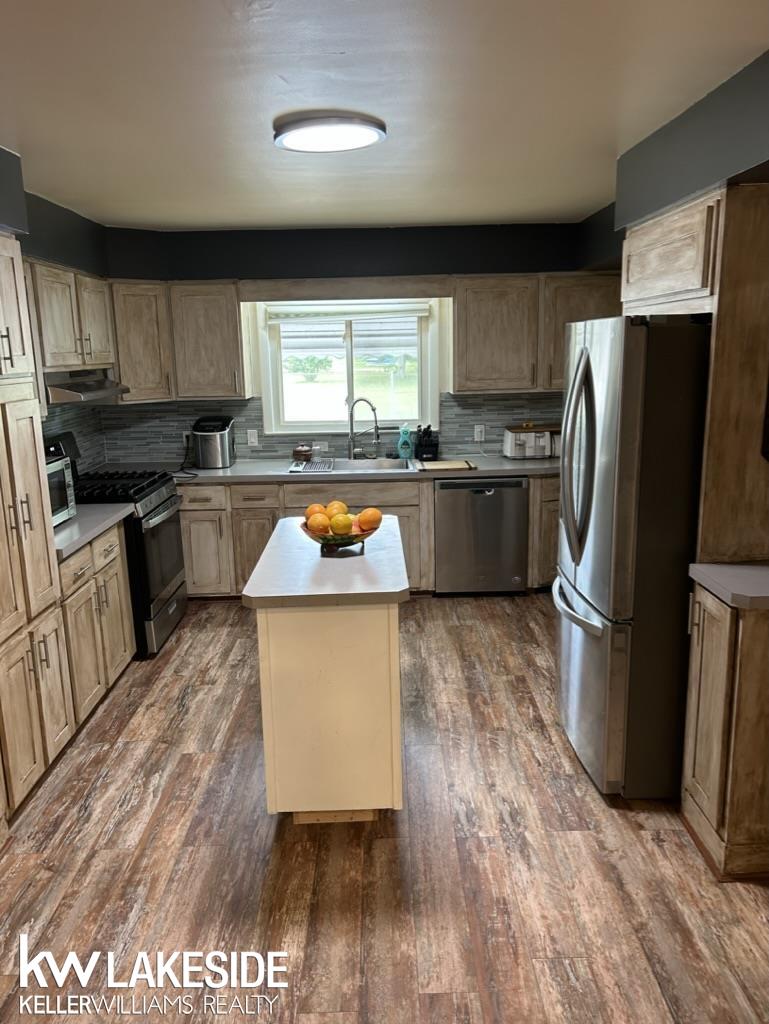 5196 East Stanley Road Flint, MI 48506 - Photo 11 of 21 50113413-10.JPG