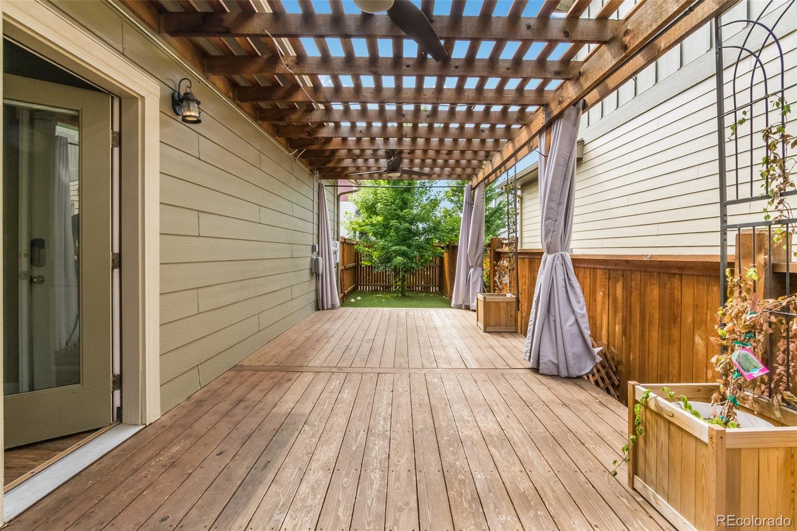 8728 54th Place Denver, CO 80238 - Photo 8 of 19