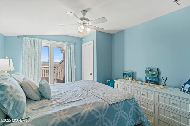 a view of front door and bedroom